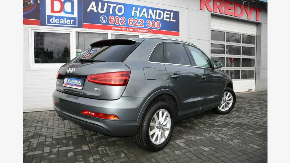 AUDI Q3 -