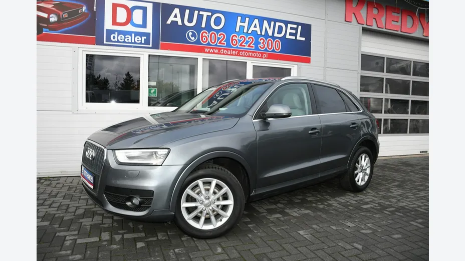 AUDI Q3 -