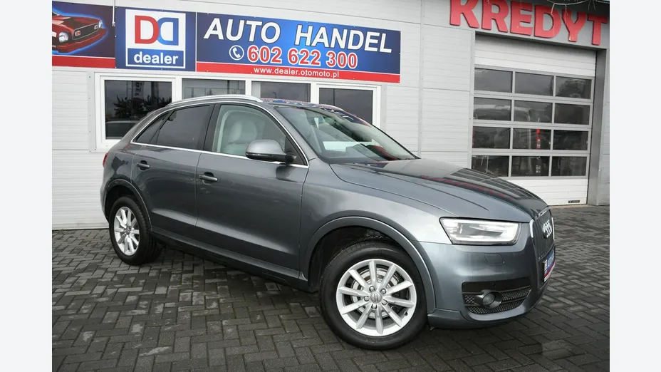 AUDI Q3 -