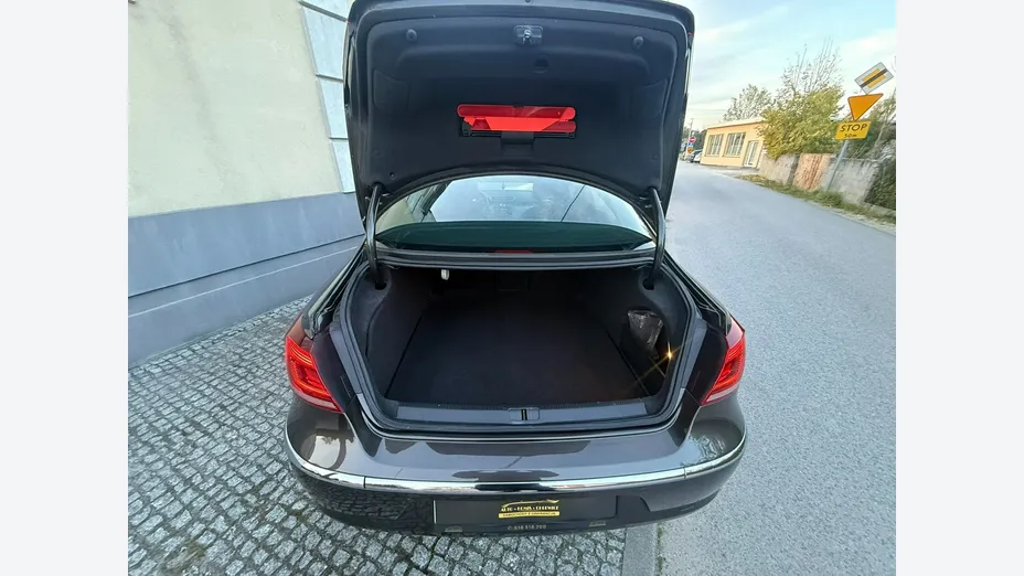 VOLKSWAGEN Passat CC -