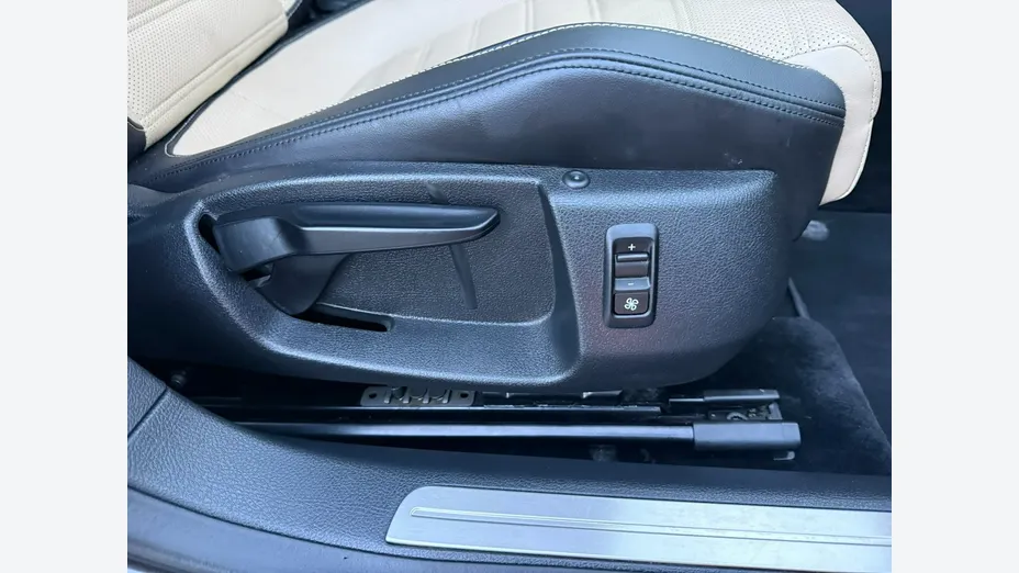 VOLKSWAGEN Passat CC -