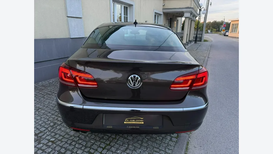 VOLKSWAGEN Passat CC -