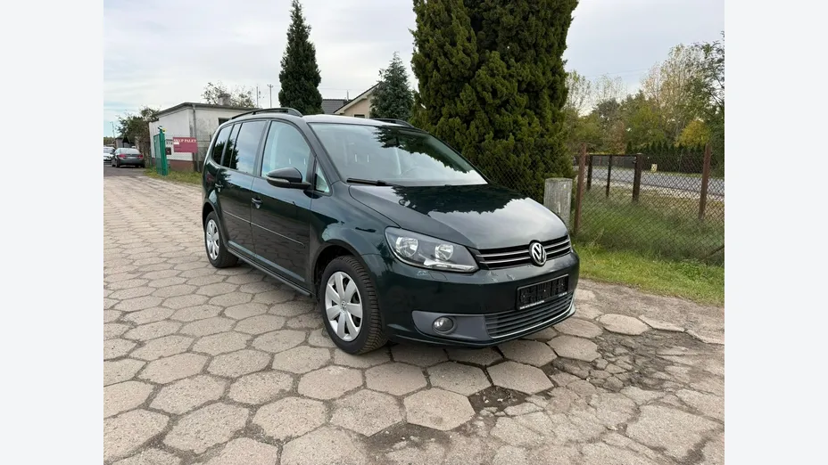 VOLKSWAGEN Touran -
