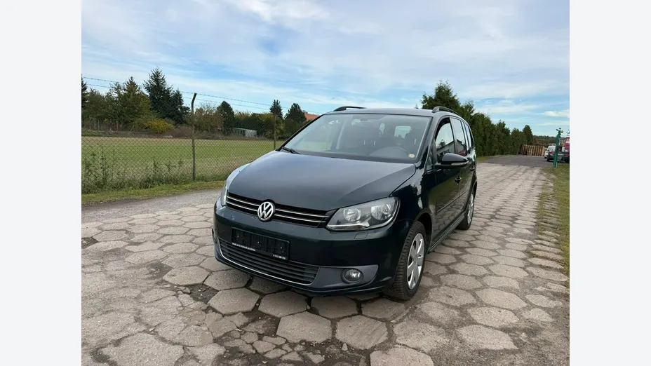 VOLKSWAGEN Touran -
