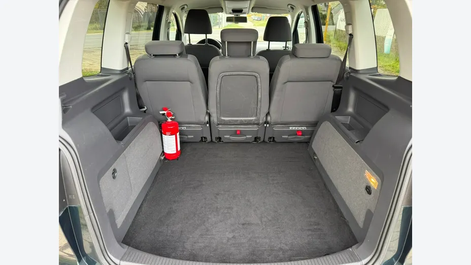 VOLKSWAGEN Touran -
