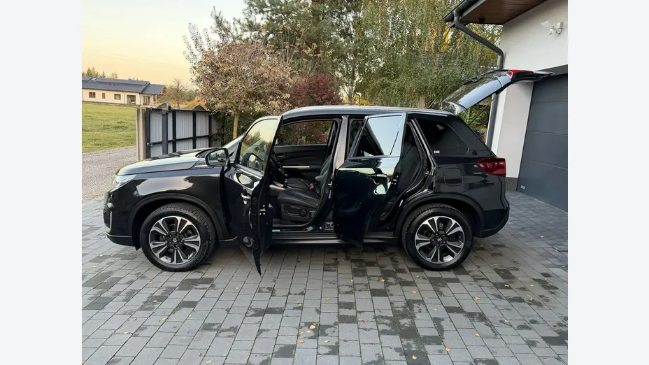 SUZUKI Vitara -