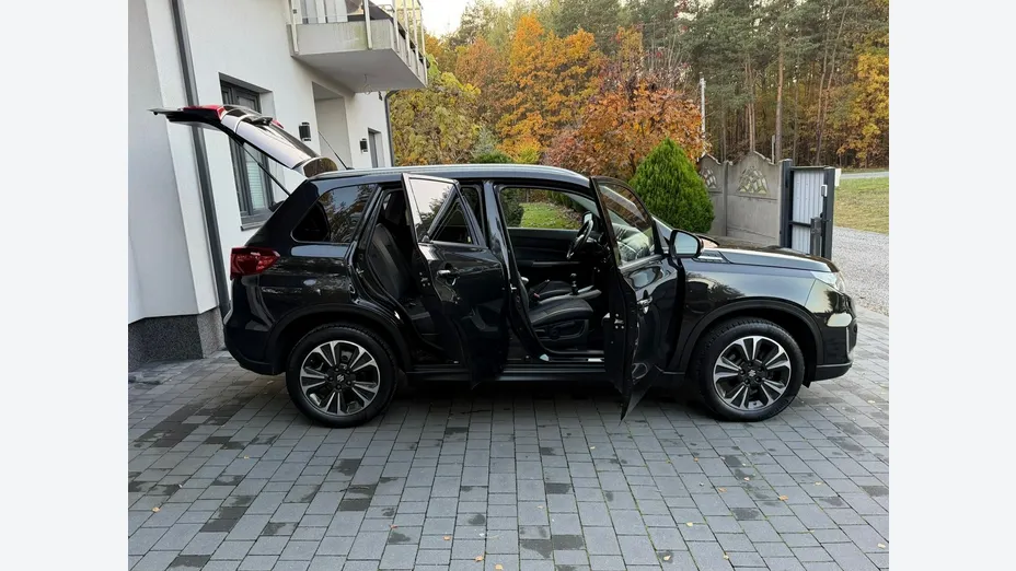 SUZUKI Vitara -