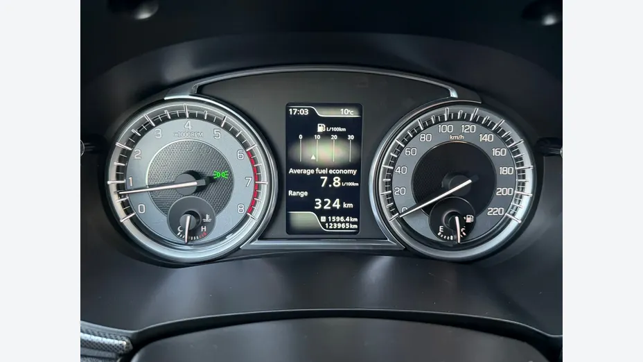 SUZUKI Vitara -