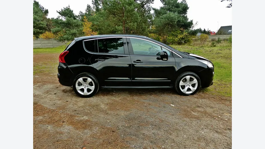 PEUGEOT 3008 -