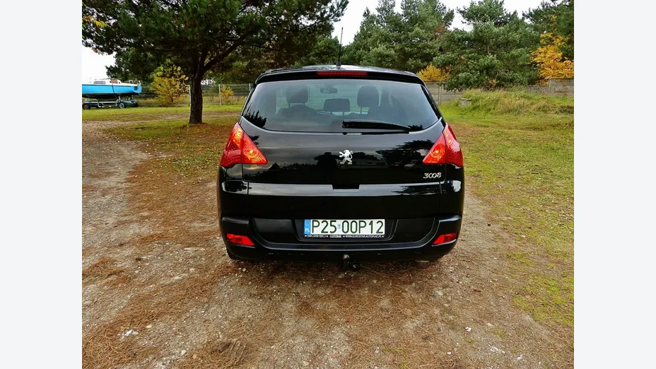 PEUGEOT 3008 -