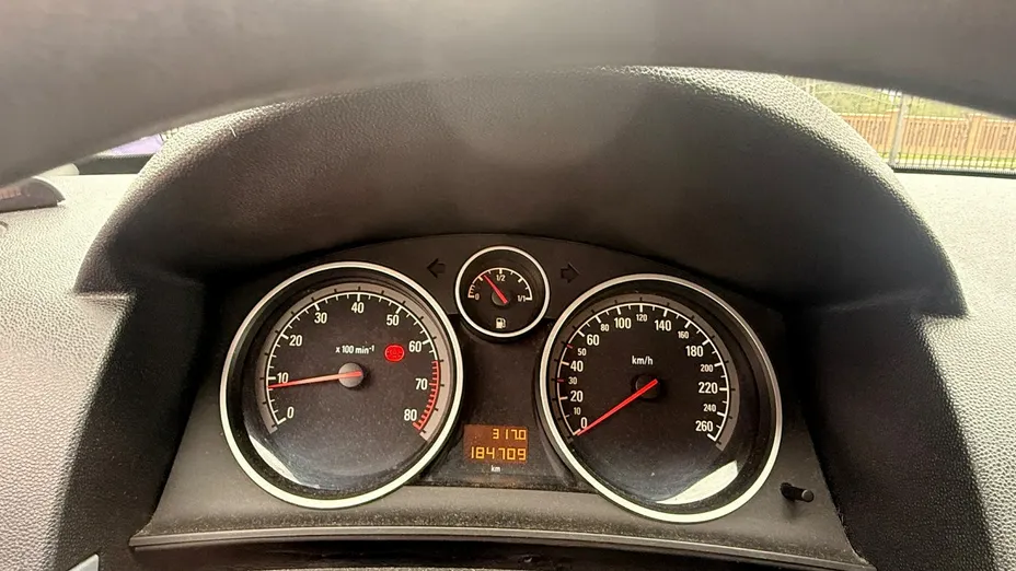 OPEL Astra -
