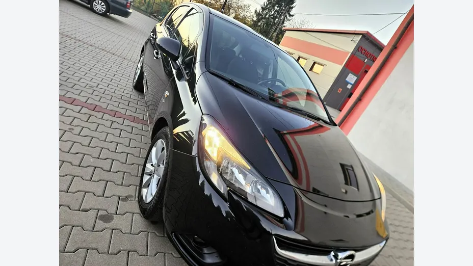 OPEL Corsa -