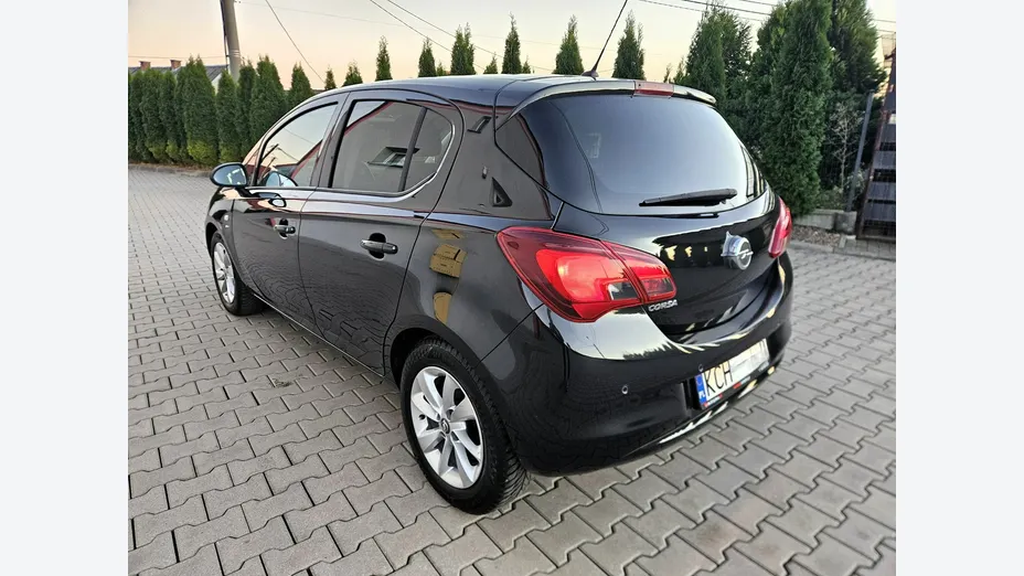OPEL Corsa -
