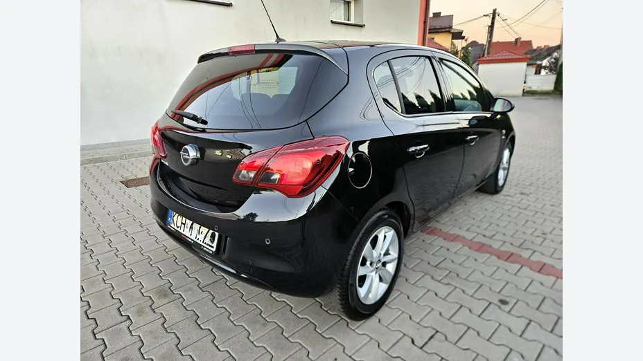 OPEL Corsa -