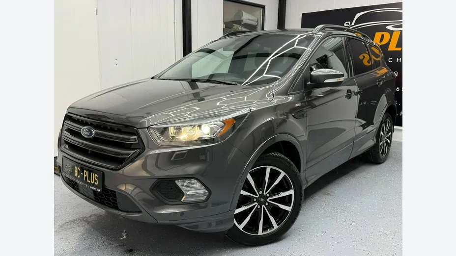 FORD Kuga -