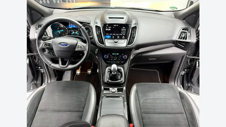FORD Kuga -