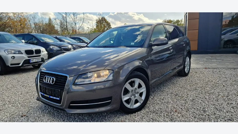 AUDI A3 Sportback -