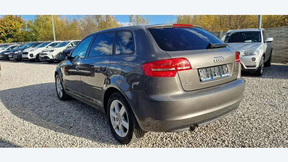 AUDI A3 Sportback -