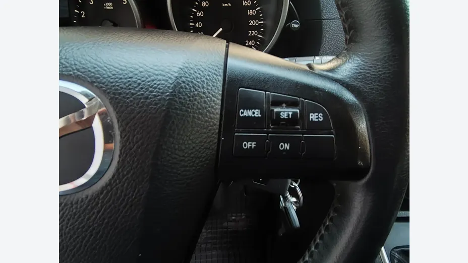 MAZDA 5 -