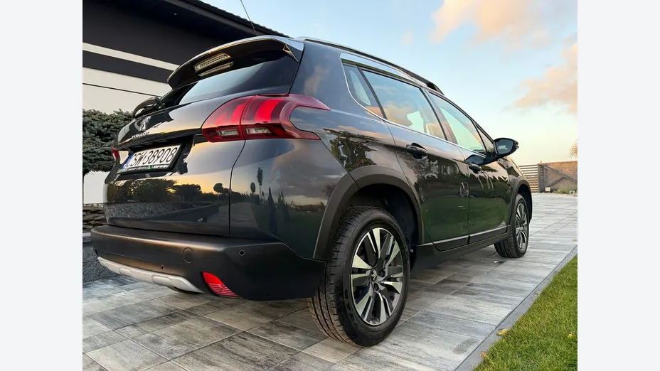 PEUGEOT 2008 -