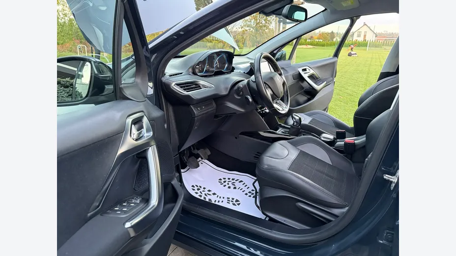 PEUGEOT 2008 -