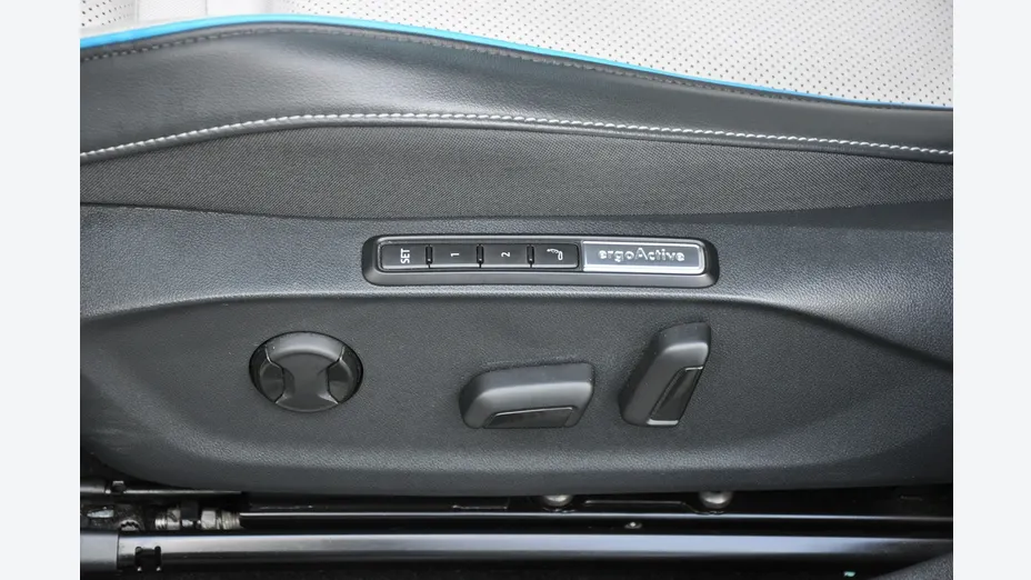 VOLKSWAGEN ID.7 -