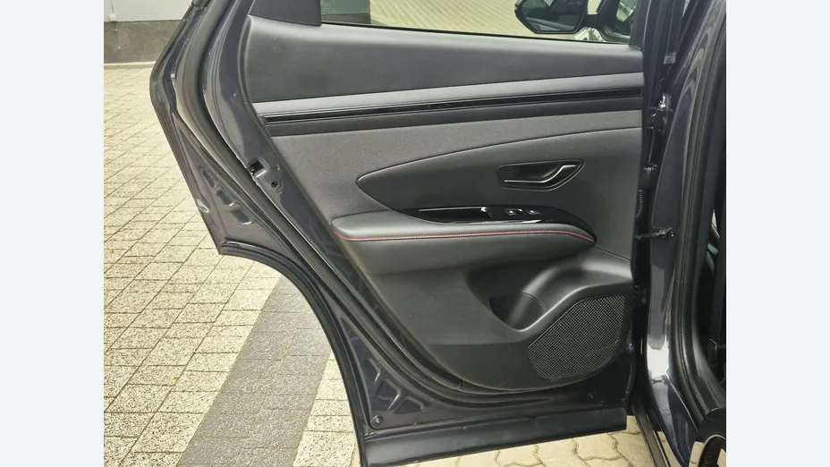 HYUNDAI Tucson -