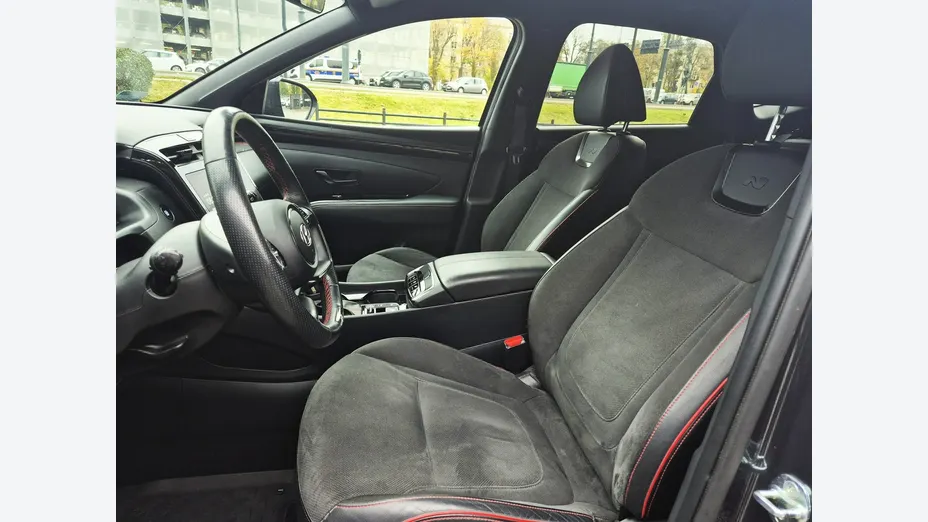 HYUNDAI Tucson -