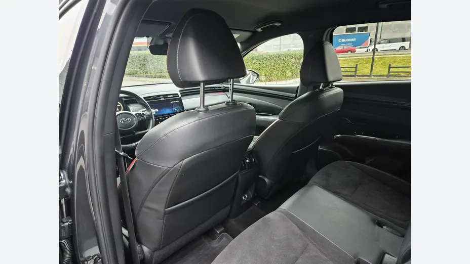 HYUNDAI Tucson -