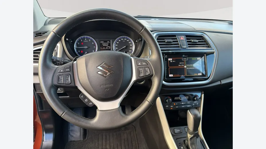 SUZUKI S-Cross -