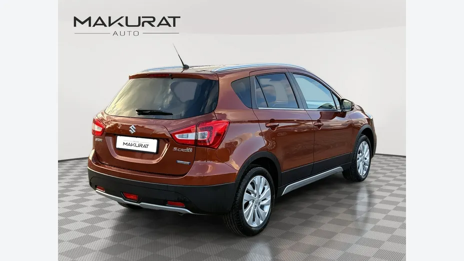 SUZUKI S-Cross -