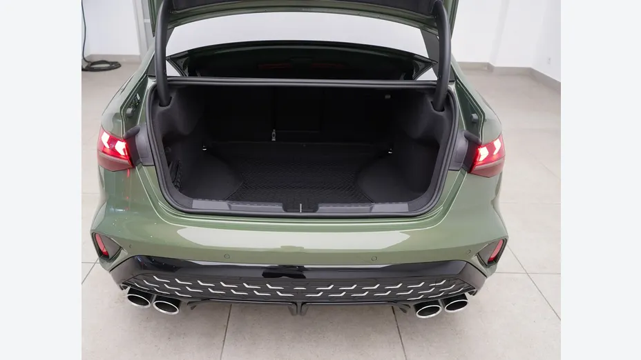 AUDI S3 Limousine -