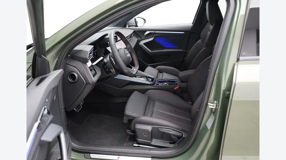 AUDI S3 Limousine -
