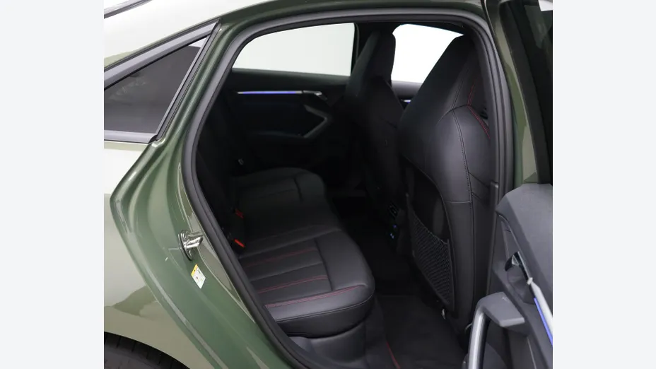 AUDI S3 Limousine -