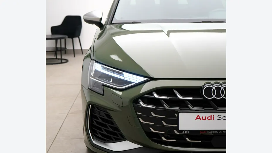 AUDI S3 Limousine -