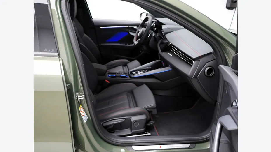 AUDI S3 Limousine -