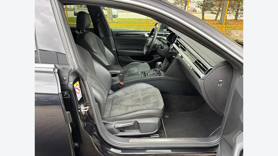 VOLKSWAGEN Arteon -