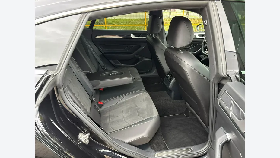 VOLKSWAGEN Arteon -