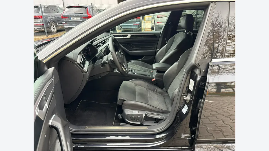 VOLKSWAGEN Arteon -