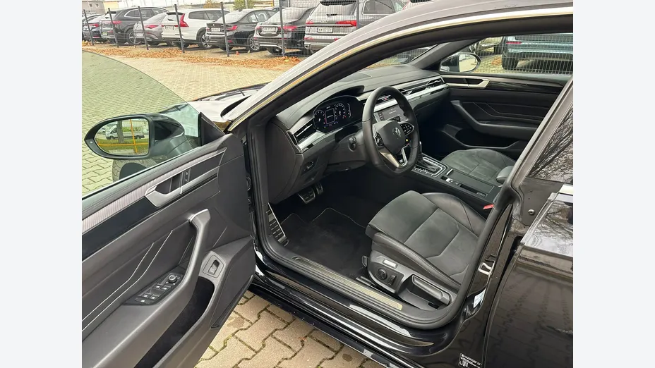 VOLKSWAGEN Arteon -