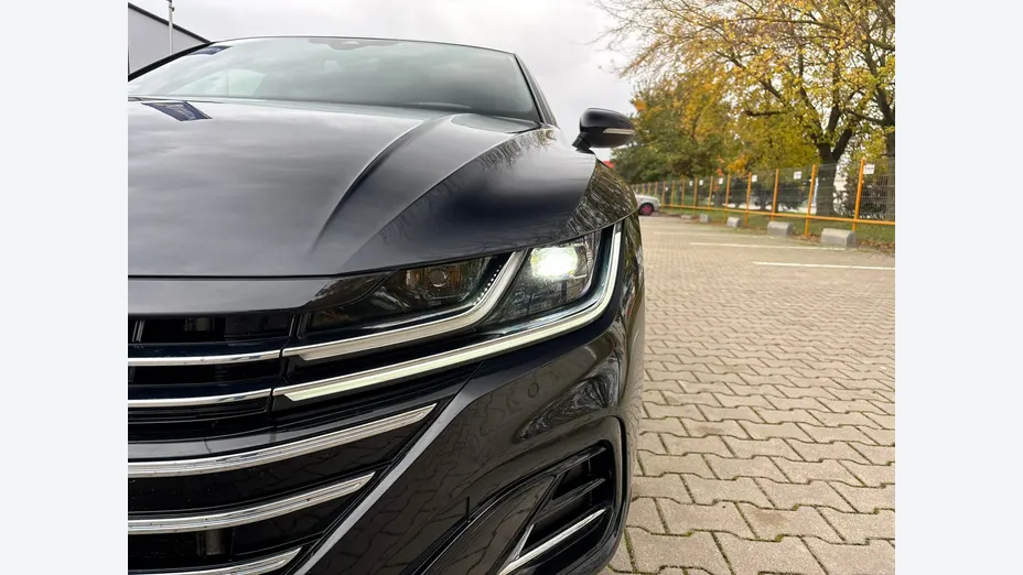VOLKSWAGEN Arteon -