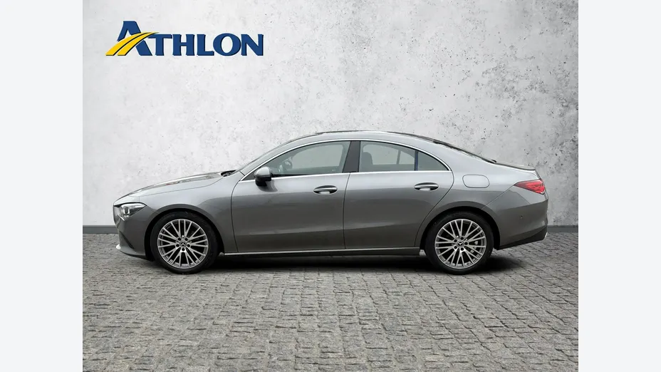 MERCEDES-BENZ CLA -