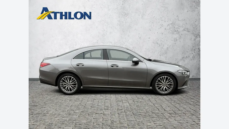 MERCEDES-BENZ CLA -