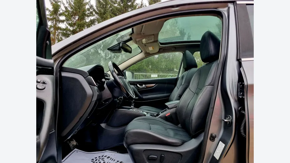 NISSAN Qashqai -