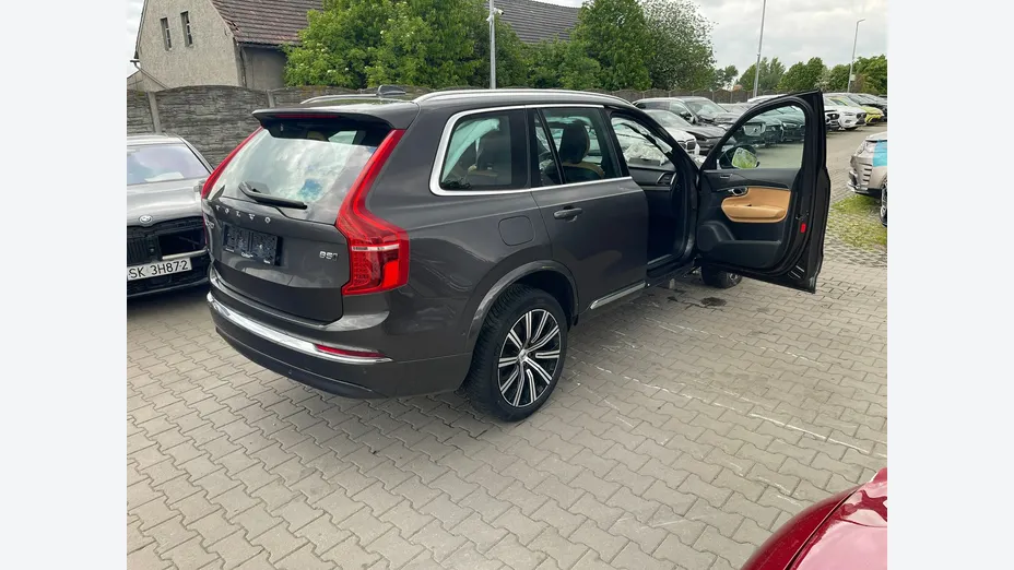 VOLVO XC90 -