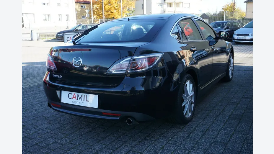 MAZDA 6 -