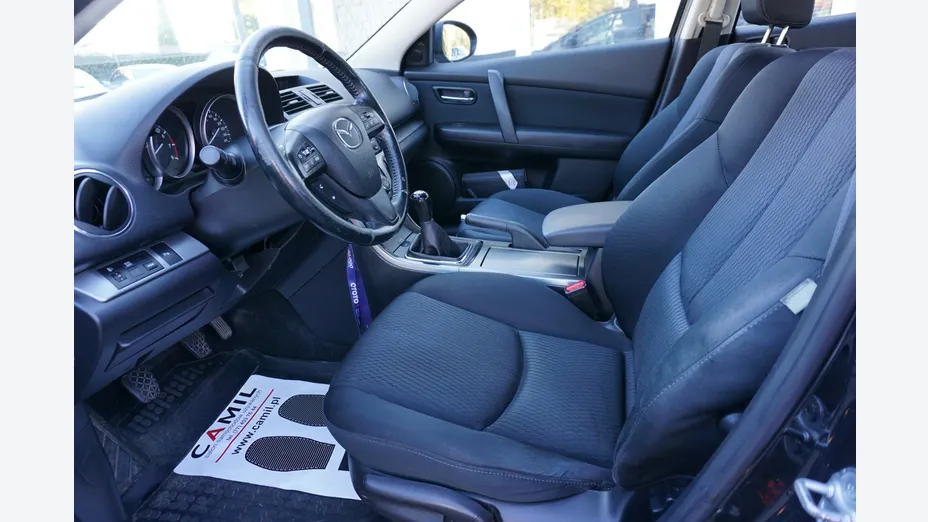 MAZDA 6 -