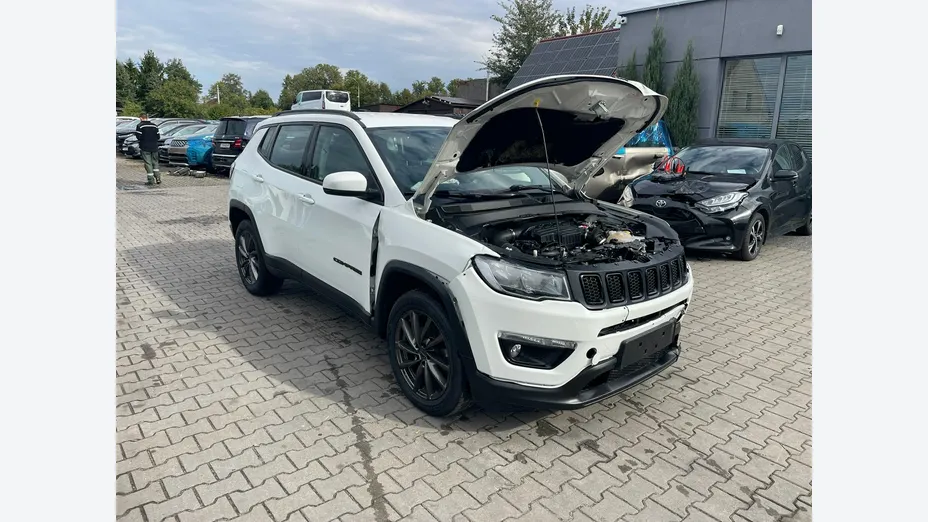 JEEP Compass -