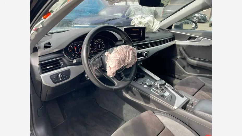 AUDI A4 Avant -