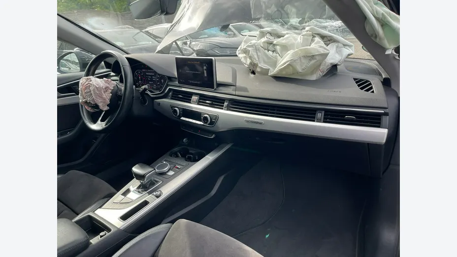 AUDI A4 Avant -